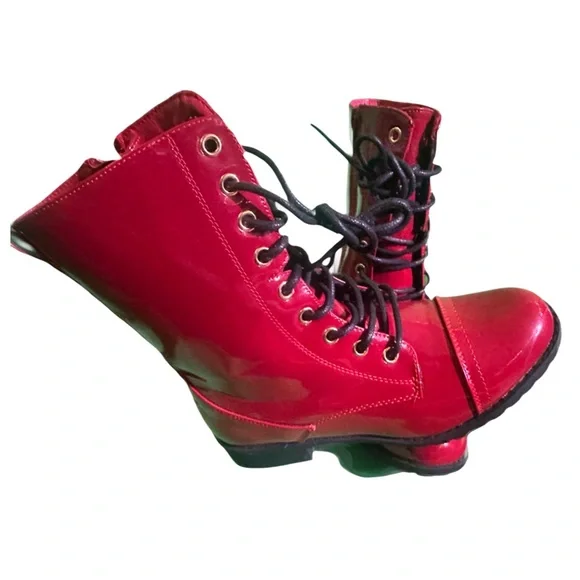 Stylish Red Ankle Boots - Picture 3 of 7